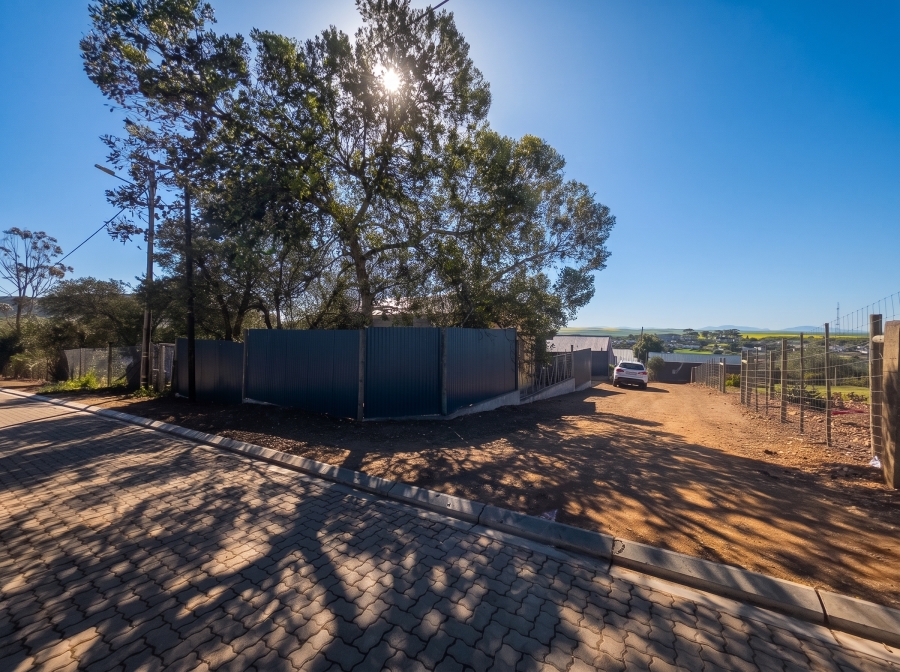 2 Bedroom Property for Sale in Napier Western Cape